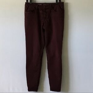 Mossimo Mid-Rise Skinny denim jean, size 4/27R, maroon, button down